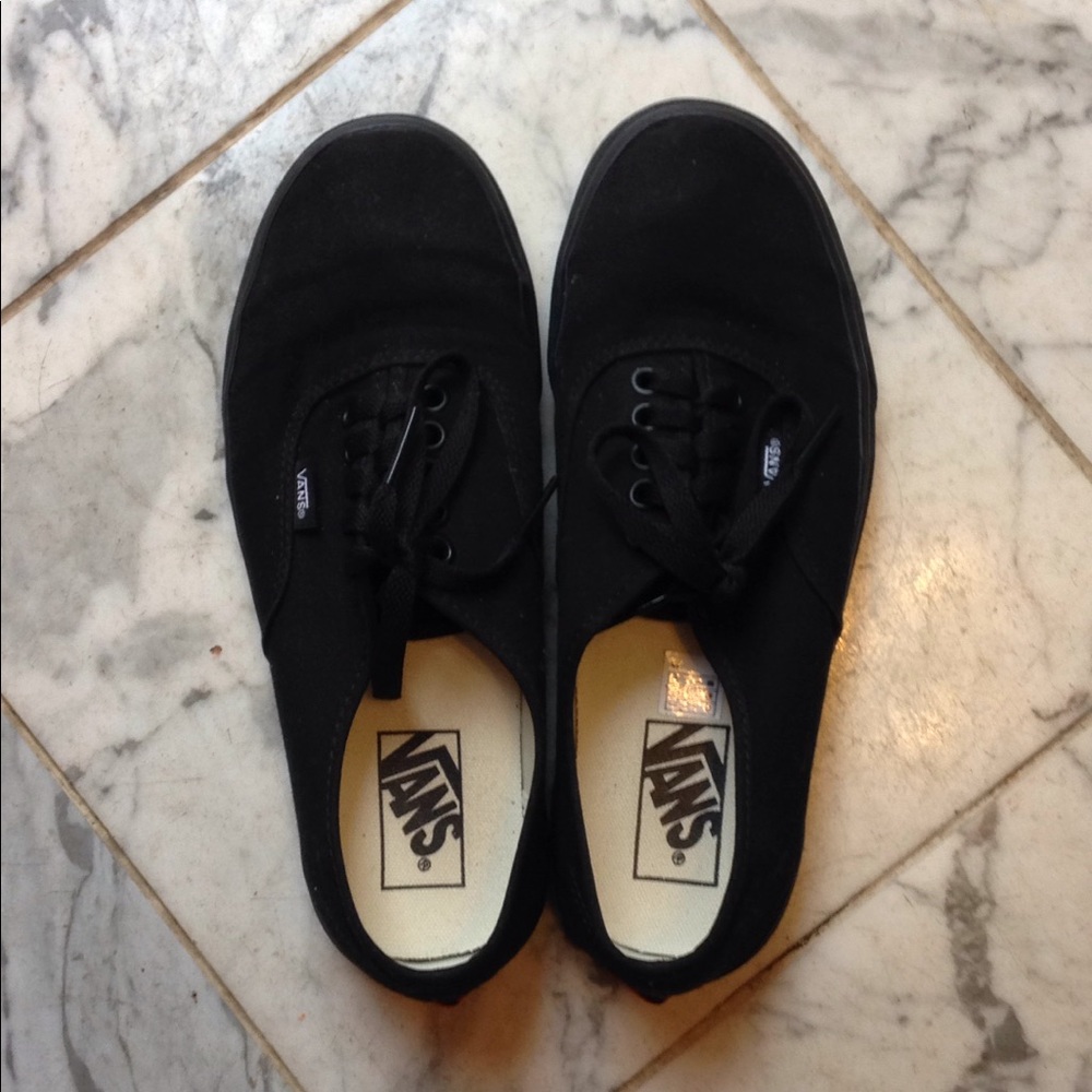 Vans Authentic Classic All Black LIKE NEW